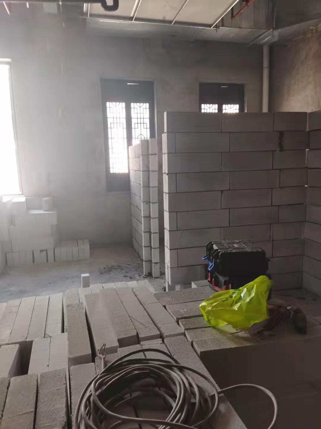 隔墙施工进度